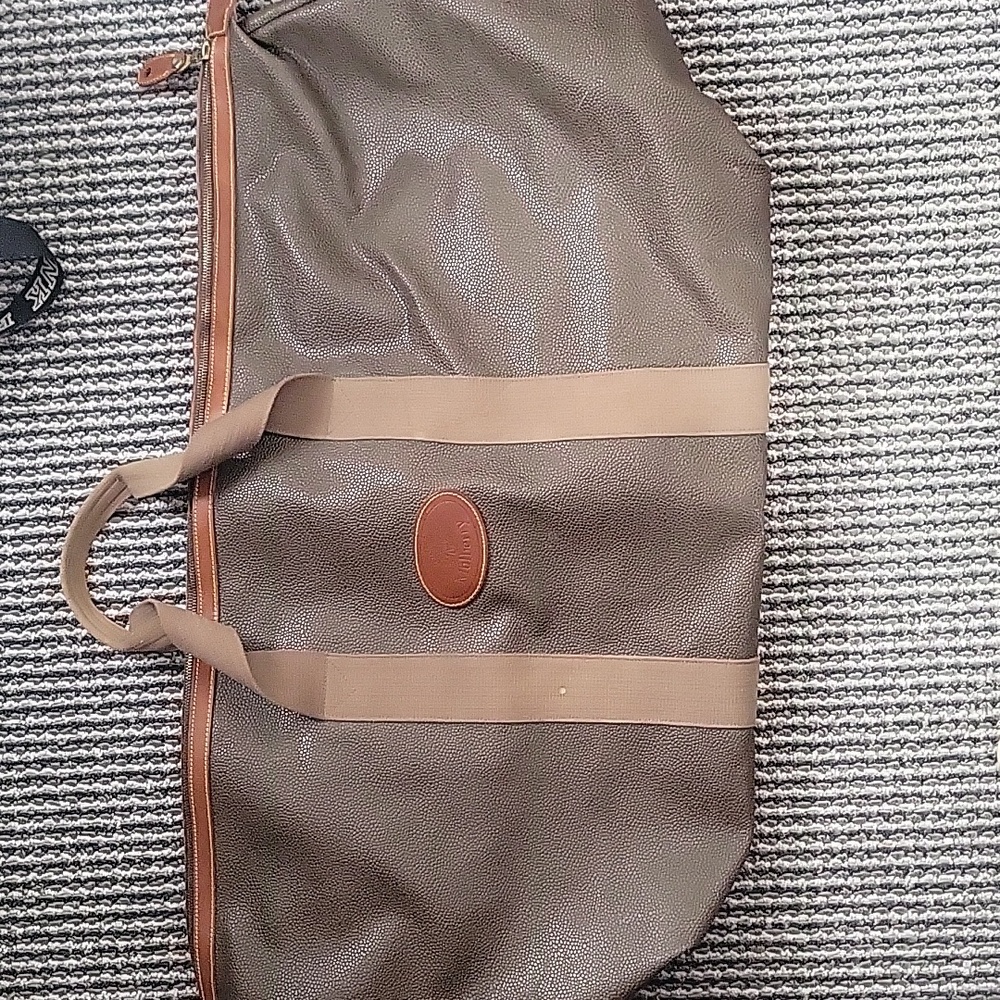 Large Mulberry luggage bag EUC